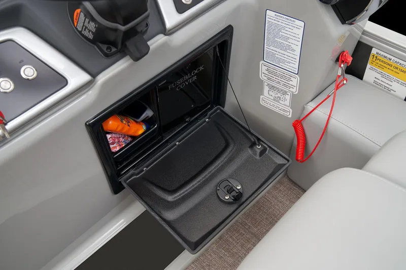 Slide: The Image of Ranger 223F 2023 - 33