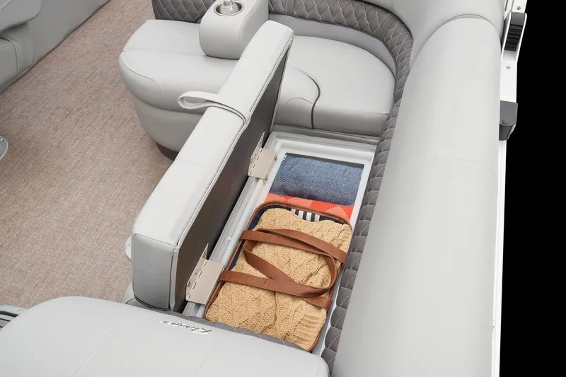 Slide: The Image of Ranger 223F 2023 - 42