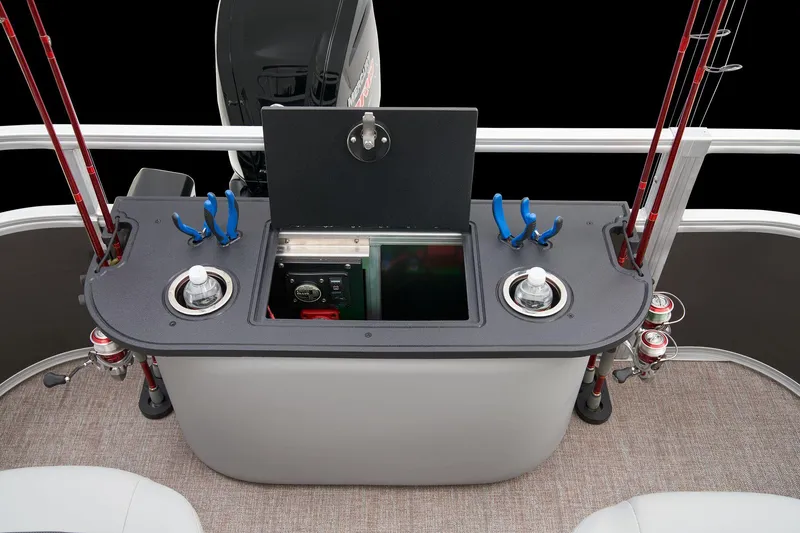 Slide: The Image of Ranger 223F 2023 - 46