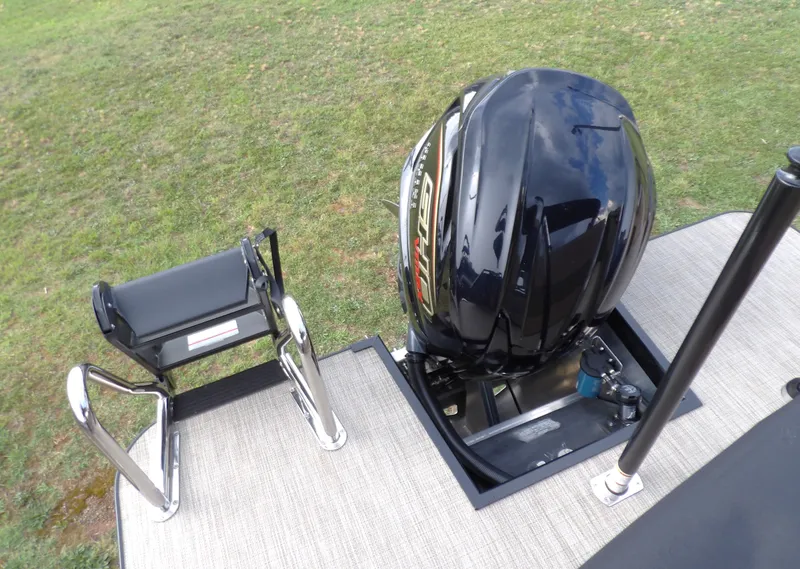Slide: The Image of Veranda VR235L 2026 - 14