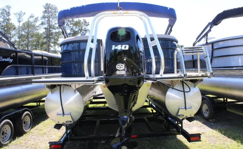 Slide: The Image of Bentley Pontoons Legacy 220 Navigator 2023 - 12
