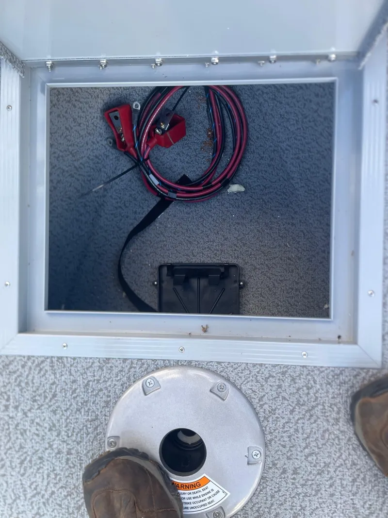 Slide: The Image of Starcraft Stealth 166 Tiller 2023 - 11