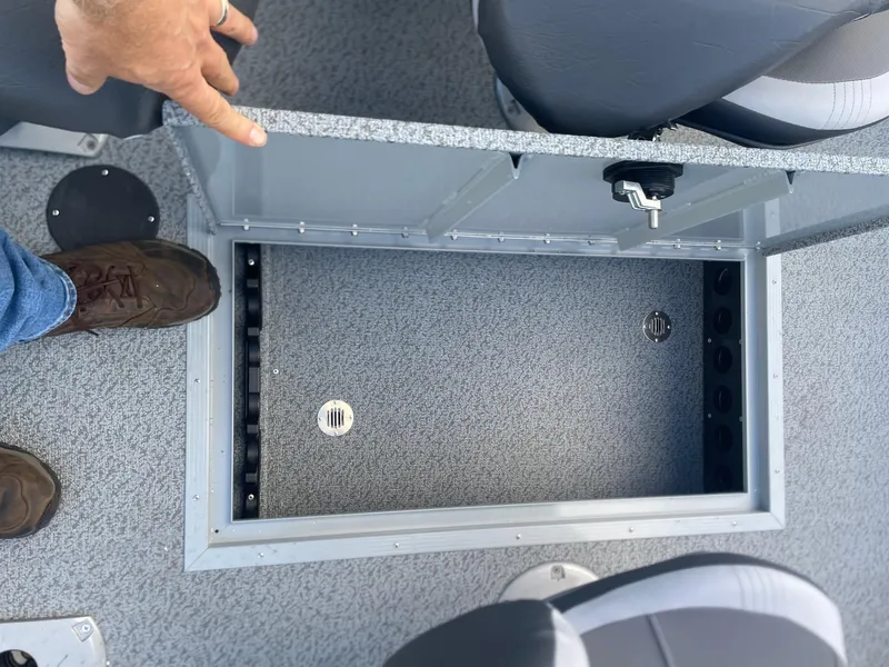 Slide: The Image of Starcraft Stealth 166 Tiller 2023 - 13