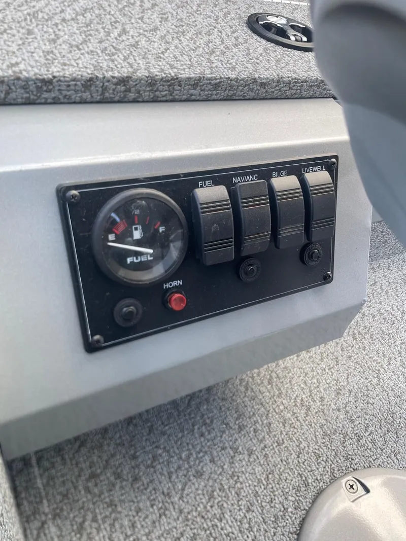 Slide: The Image of Starcraft Stealth 166 Tiller 2023 - 8