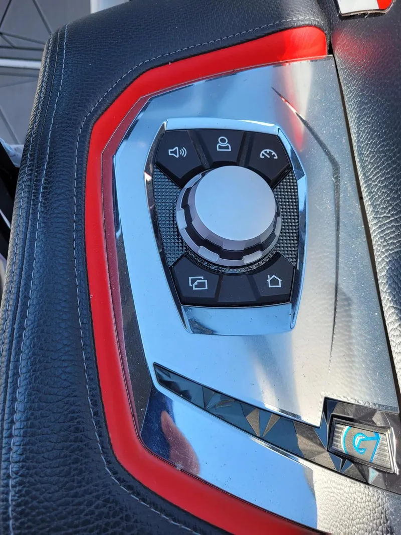 Slide: The Image of Nautique Super Air G23 2020 - 20