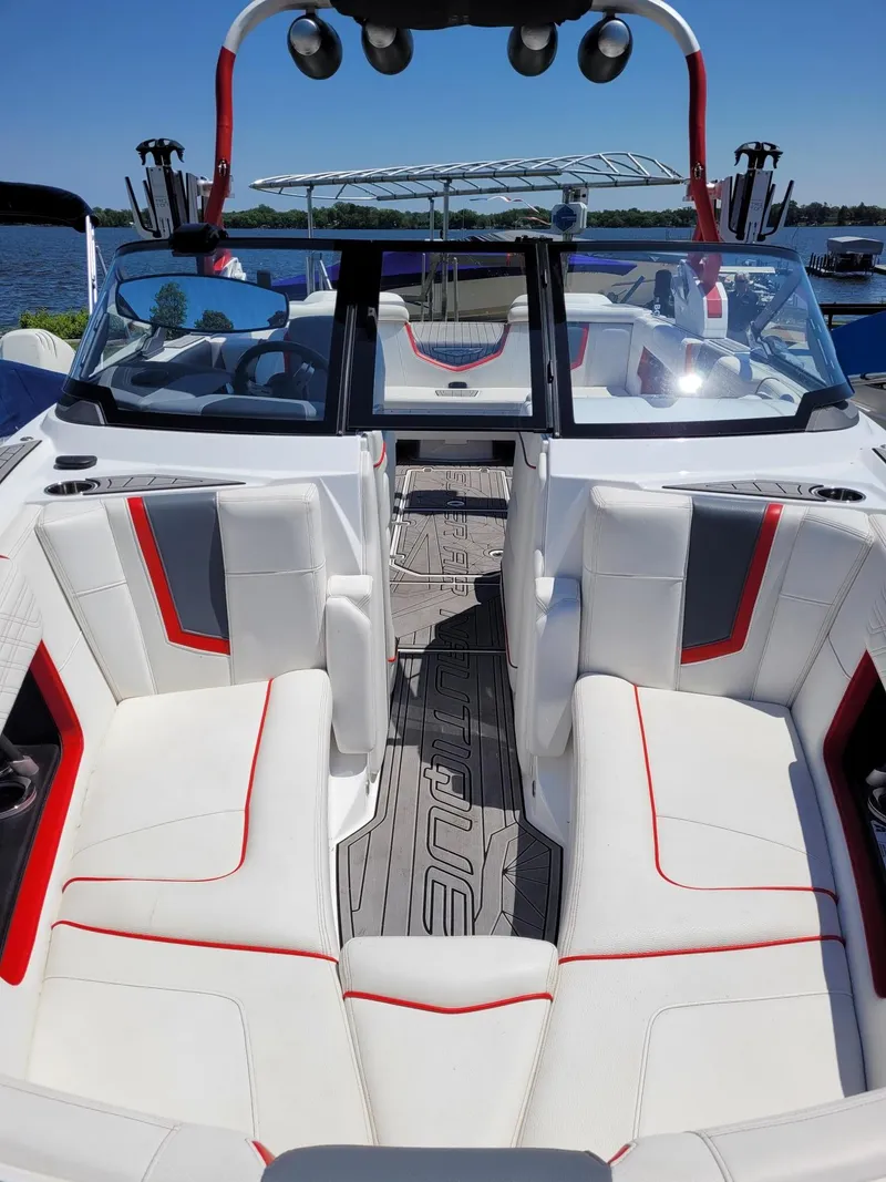 Slide: The Image of Nautique Super Air G23 2020 - 4
