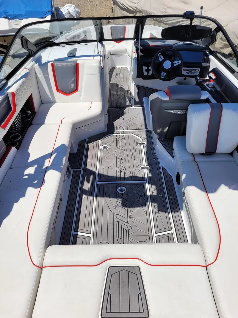 Slide: The Image of Nautique Super Air G23 2020 - 7