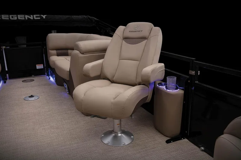 Slide: The Image of Regency 250 LE3 - 32