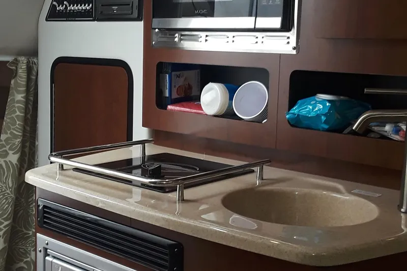 Slide: The Image of Crownline Boats 264 CR 2021 - 66