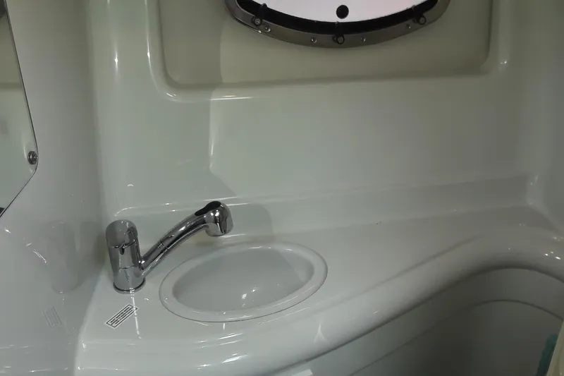 Slide: The Image of Crownline Boats 264 CR 2021 - 71