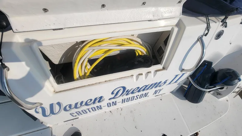 Slide: The Image of Cruisers Yachts 320 Express 2005 - 6