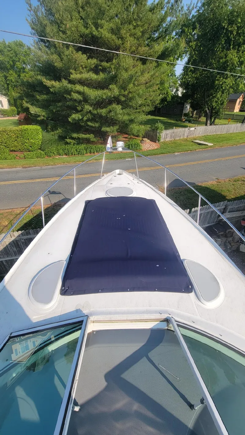 Slide: The Image of Cruisers Yachts 320 Express 2005 - 8