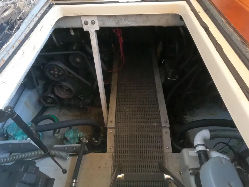 Slide: The Image of Engine compartment of a 2003 Meridian 341 Sedan yacht. - 27
