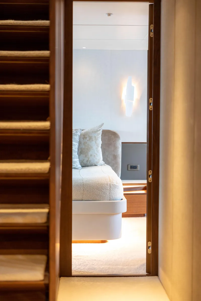 Slide: The Image of Princess X95 2021 - 114