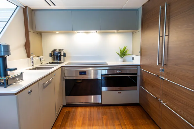 Slide: The Image of Princess X95 2021 - 128