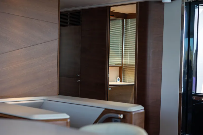 Slide: The Image of Princess X95 2021 - 136