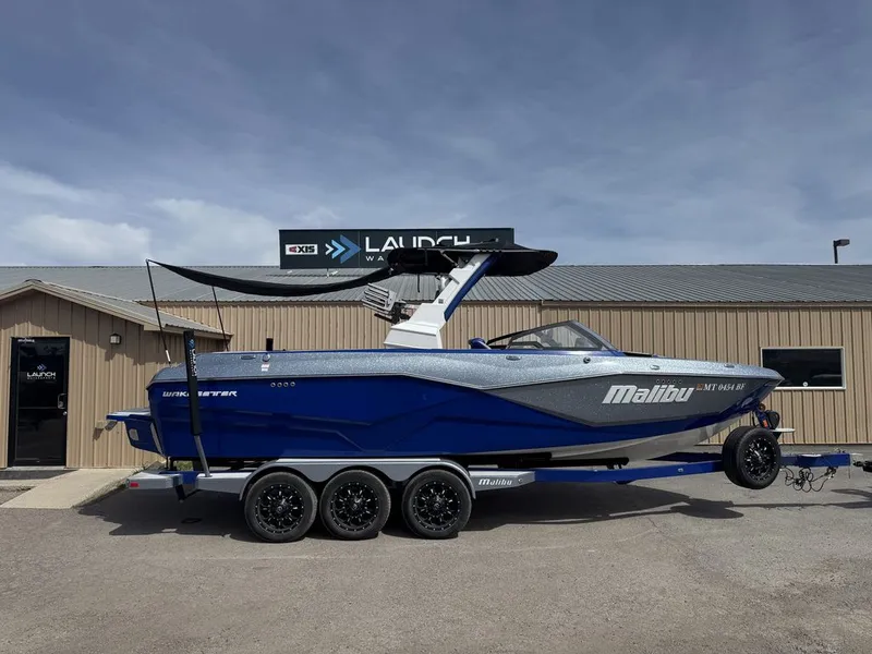 Slide: The Image of Malibu 25 LSV 2022 - 22