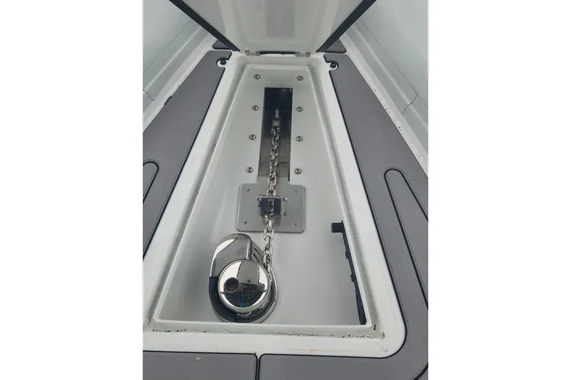 Slide: The Image of 2023 Highfield Sport 900 anchor compartment with chain and winch. - 17