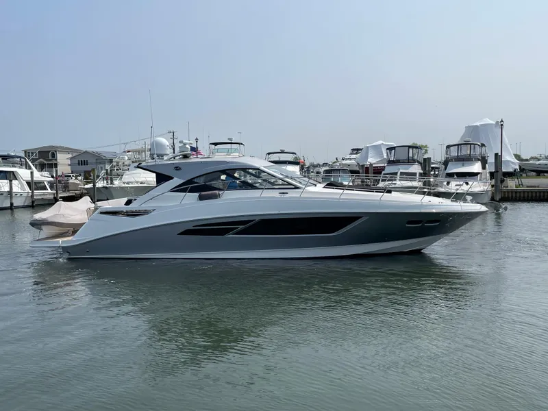 The Image of Sea Ray Sundancer 510 2018 - undefined