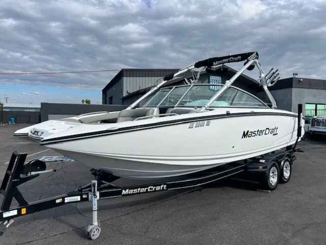 Slide: The Image of MasterCraft X55 2010 - 2