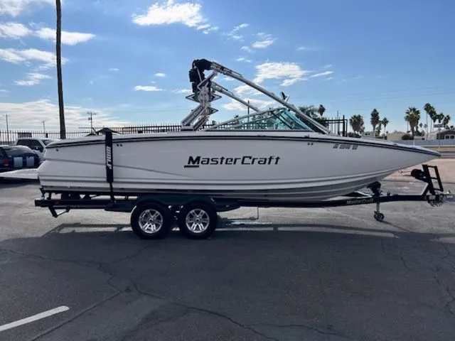 Slide: The Image of MasterCraft X55 2010 - 5