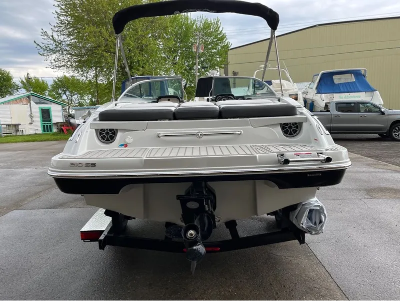 Slide: The Image of Crownline Boats 210 SS 2024 - 1