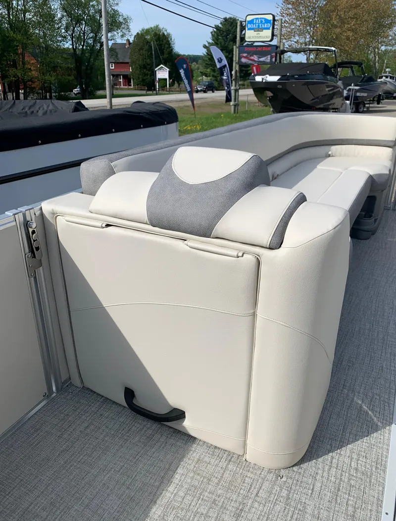 Slide: The Image of 2023 Avalon Catalina VRL 25' Tri-Toon boat interior with plush seating. - 25