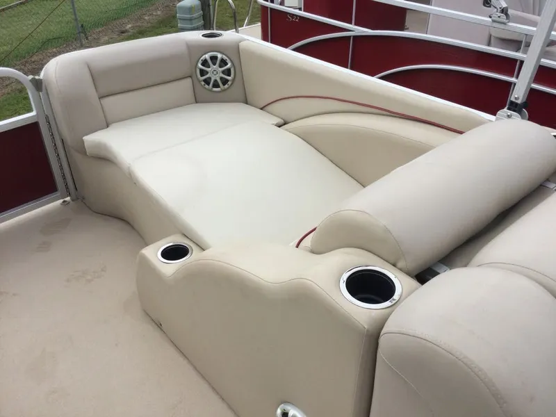 Slide: The Image of Bennington 2275GCW 2011 - 17