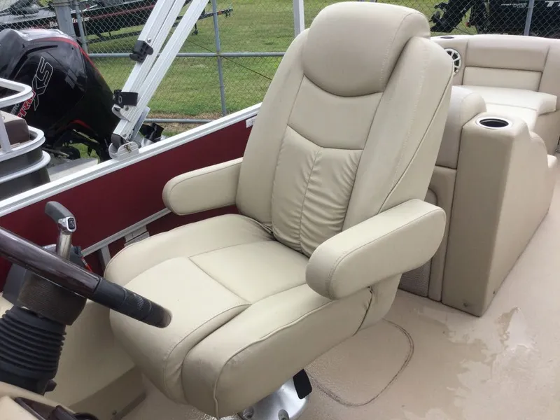 Slide: The Image of Bennington 2275GCW 2011 - 8