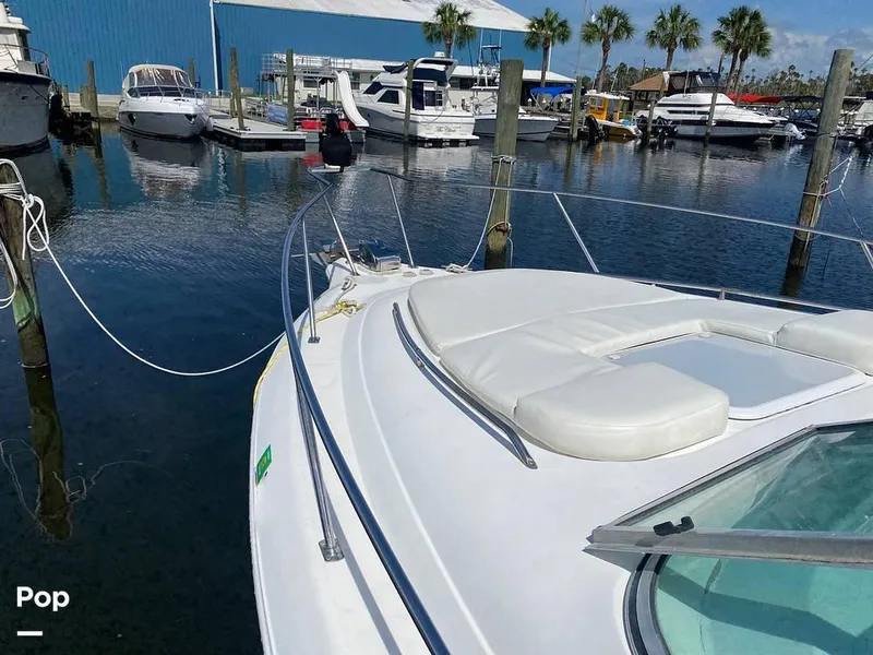 Slide: The Image of 2000 Larson 290 Cabrio for sale in Homosassa, FL - 12