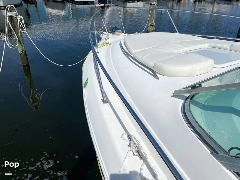 Slide: The Image of 2000 Larson 290 Cabrio for sale in Homosassa, FL - 13