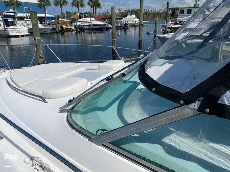 Slide: The Image of 2000 Larson 290 Cabrio for sale in Homosassa, FL - 14