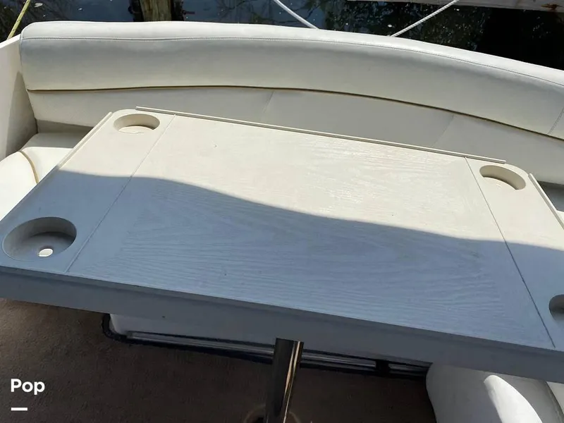 Slide: The Image of 2000 Larson 290 Cabrio for sale in Homosassa, FL - 26