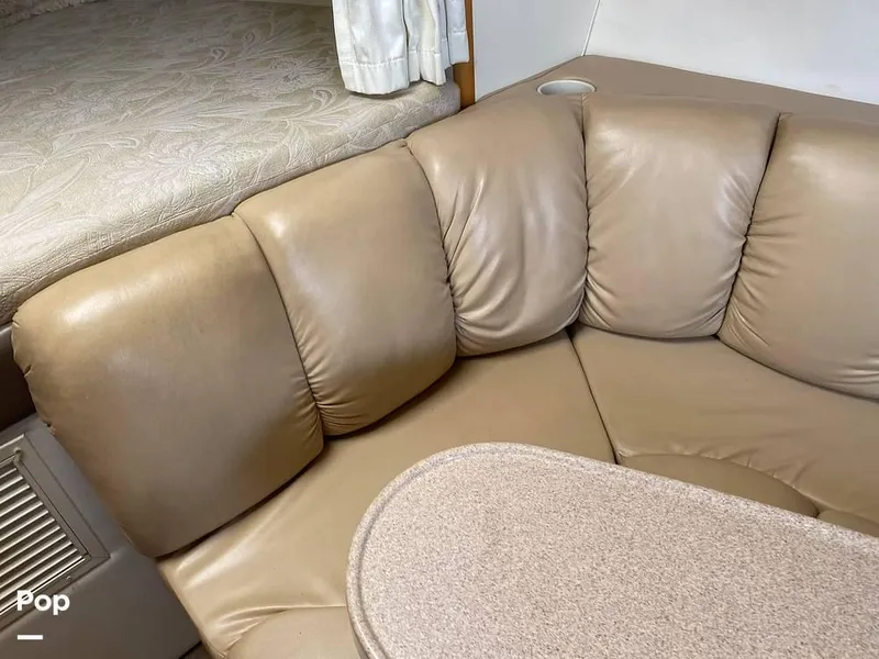 Slide: The Image of 2000 Larson 290 Cabrio for sale in Homosassa, FL - 45