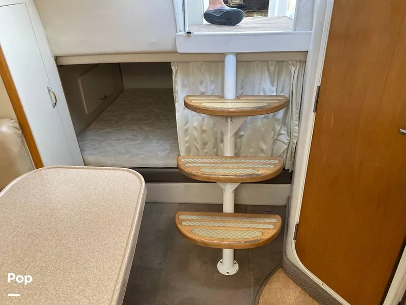 Slide: The Image of 2000 Larson 290 Cabrio for sale in Homosassa, FL - 47