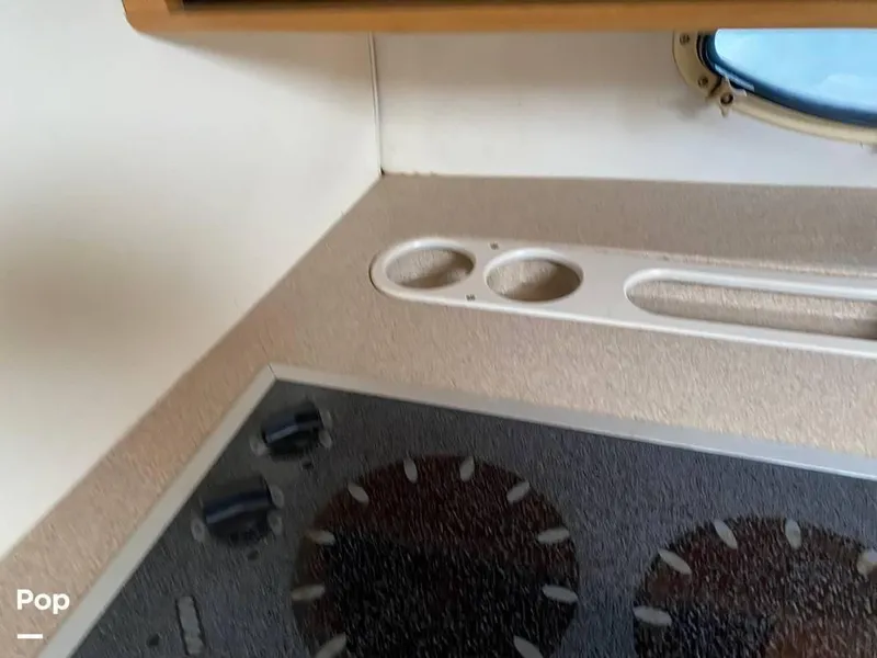 Slide: The Image of 2000 Larson 290 Cabrio for sale in Homosassa, FL - 54