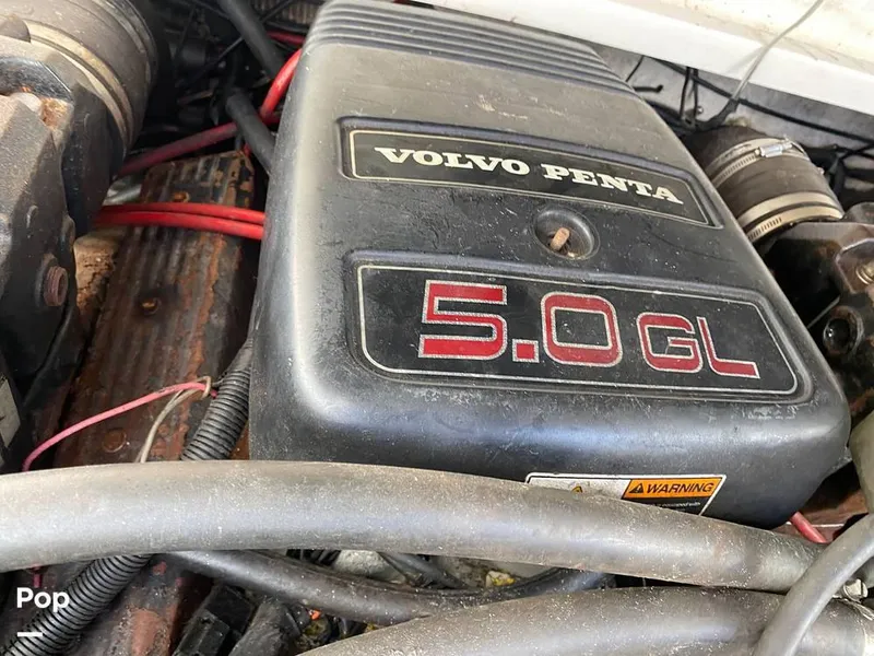 Slide: The Image of 2000 Larson 290 Cabrio for sale in Homosassa, FL - 75