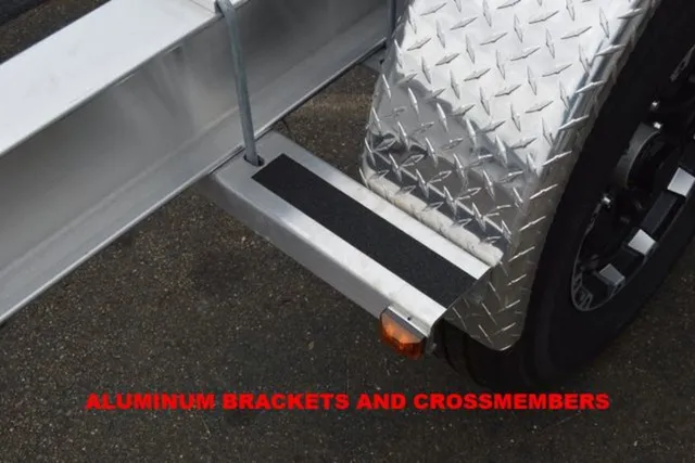 Slide: The Image of Venture Trailers Aluminum Triple Axle Commander Series COM-10800 2024 - 15