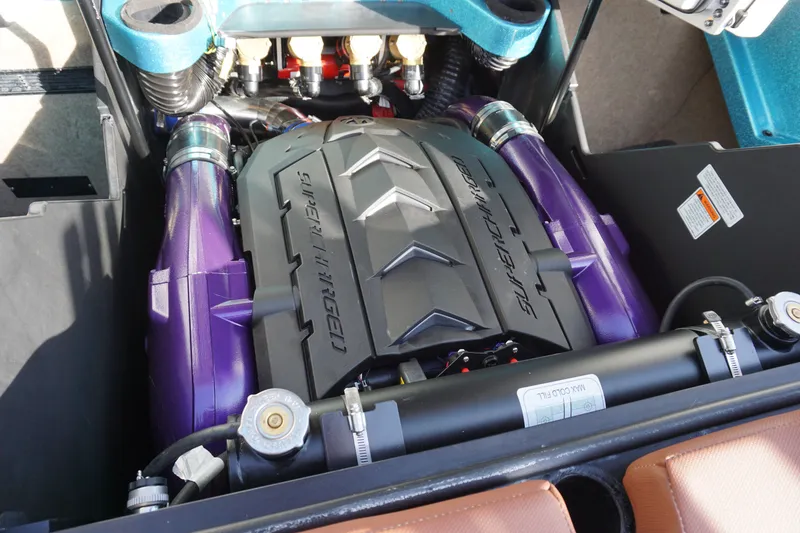 Slide: The Image of MasterCraft X24 2023 - 18