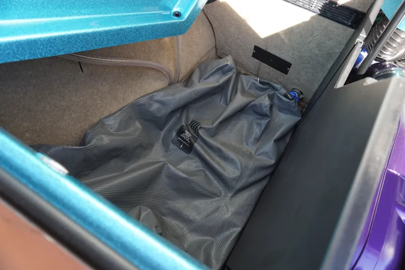 Slide: The Image of MasterCraft X24 2023 - 19