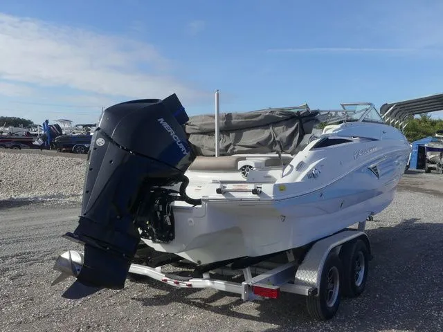Slide: The Image of Crownline Boats E 235 XS 2021 - 4