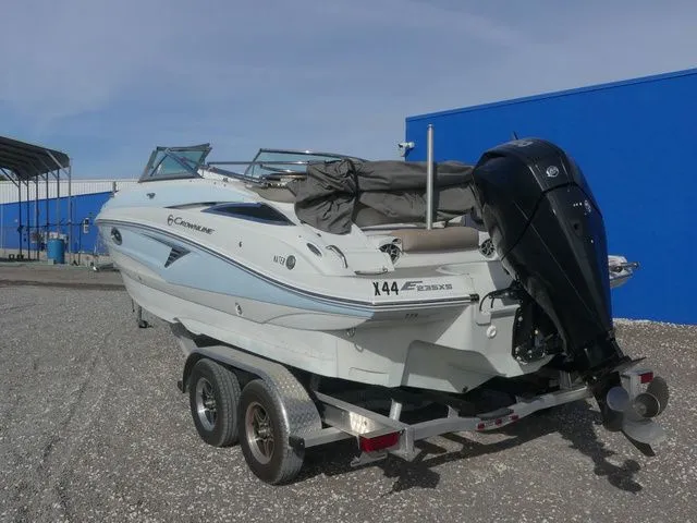 Slide: The Image of Crownline Boats E 235 XS 2021 - 6