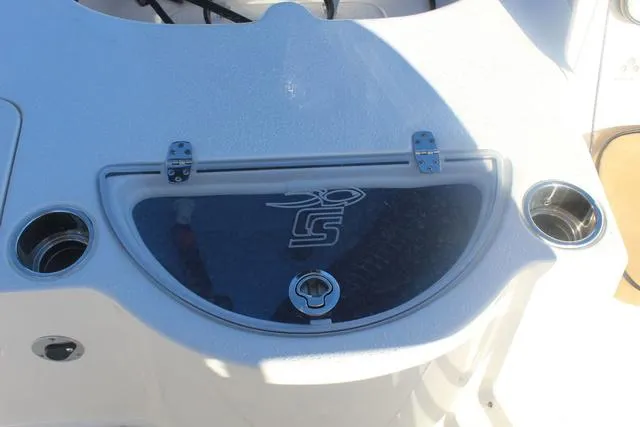 Slide: The Image of 2023 Sea Chaser 21 LX boat seat and console detail. - 32