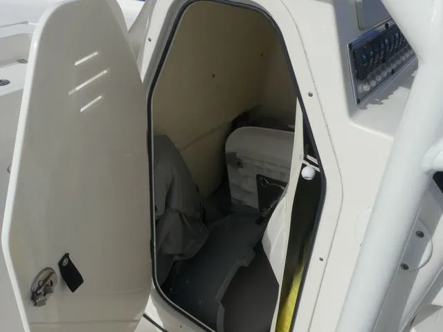 Slide: The Image of Key West 230 BR 2023 - 18