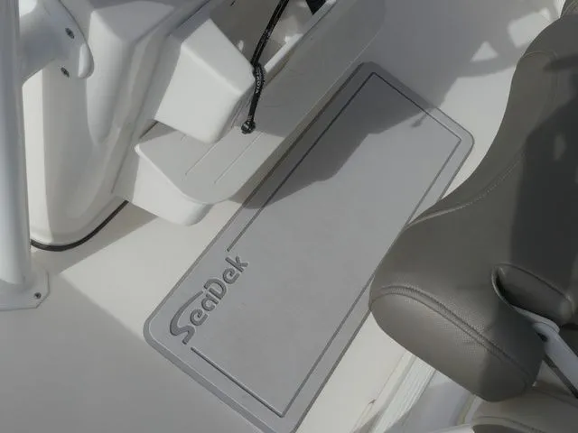 Slide: The Image of Key West 230 BR 2023 - 26