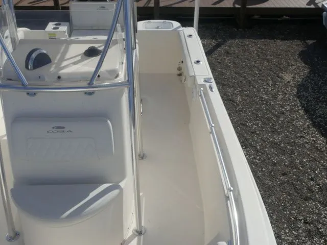 Slide: The Image of Cobia 220 Center Console 2021 - 14