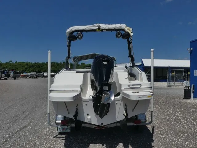 Slide: The Image of Bayliner 190 Deck Boat 2018 - 5