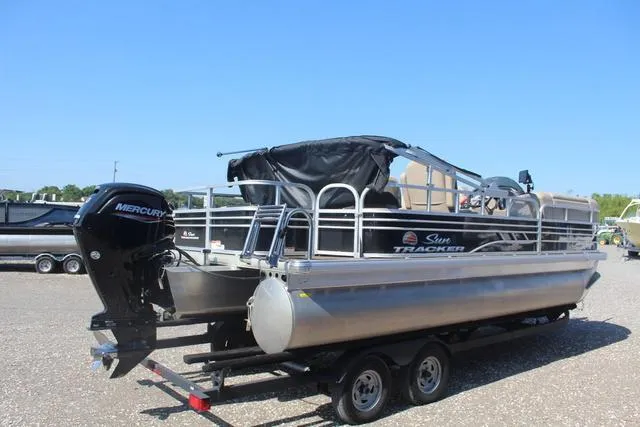 Slide: The Image of Sun Tracker Sportfish™ 20 DLX 2023 - 4