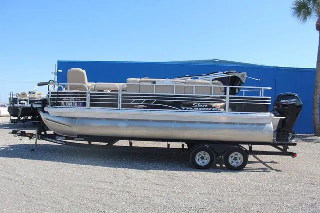 Slide: The Image of Sun Tracker Sportfish™ 20 DLX 2023 - 7