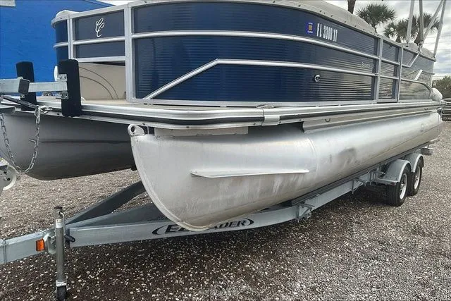 Slide: The Image of Cypress Cay SEABREEZE 232 CS 2020 - 36